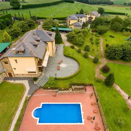 בית נופש Hacienda Llamabua *