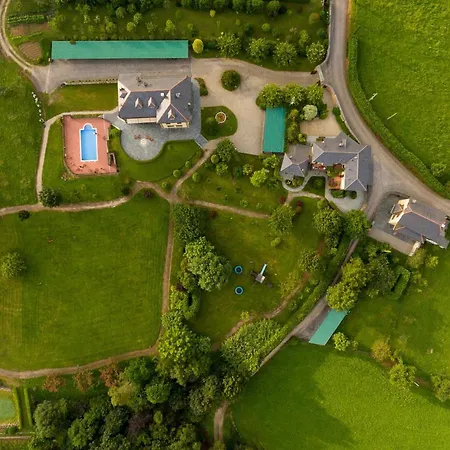 בית נופש Hacienda Llamabua *