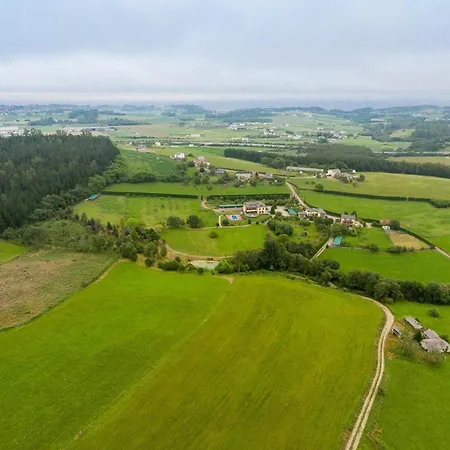 Hacienda Llamabua בית נופש *