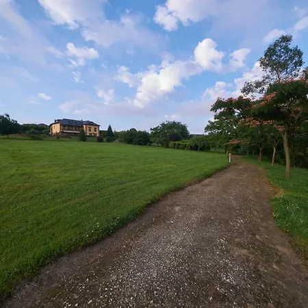 בית נופש Hacienda Llamabua