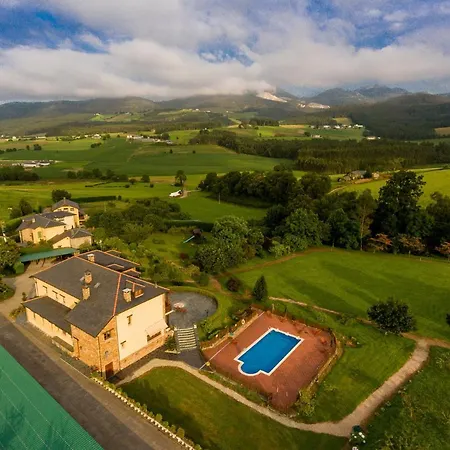 Hacienda Llamabua 나비아