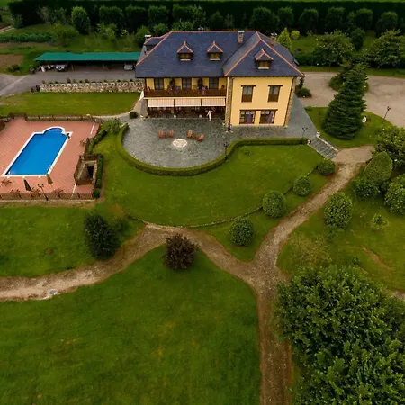 펜션 Hacienda Llamabua 나비아