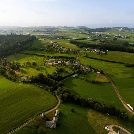 Hacienda Llamabua 나비아